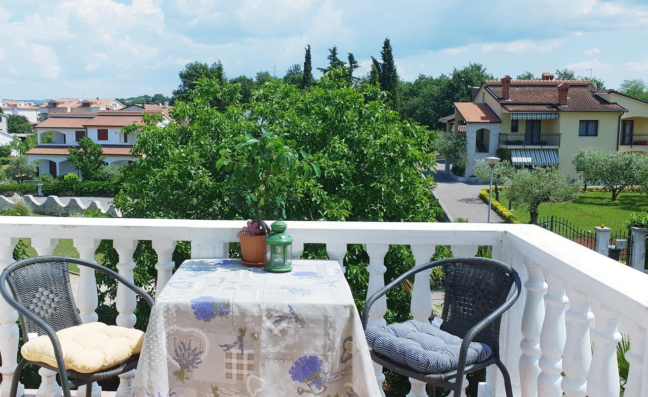 Apartment Tezak Kukci Ngoại thất bức ảnh