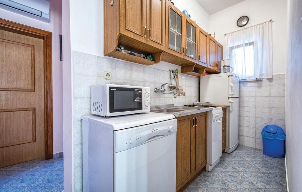 Apartment Tezak Kukci Ngoại thất bức ảnh